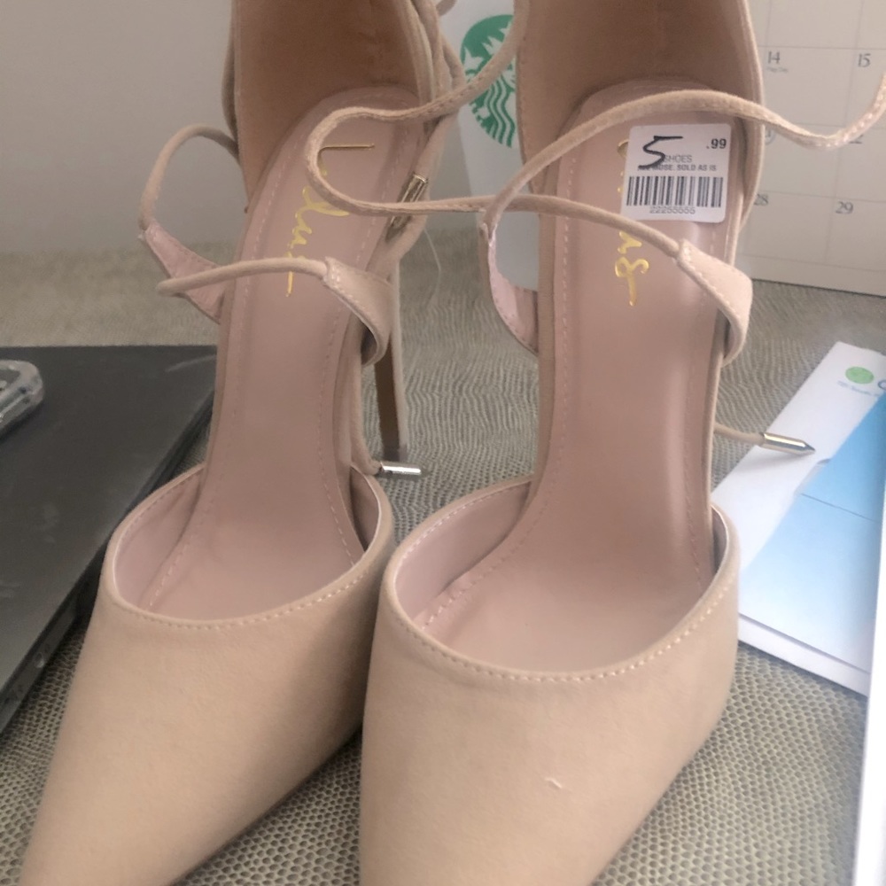 Beige heels
